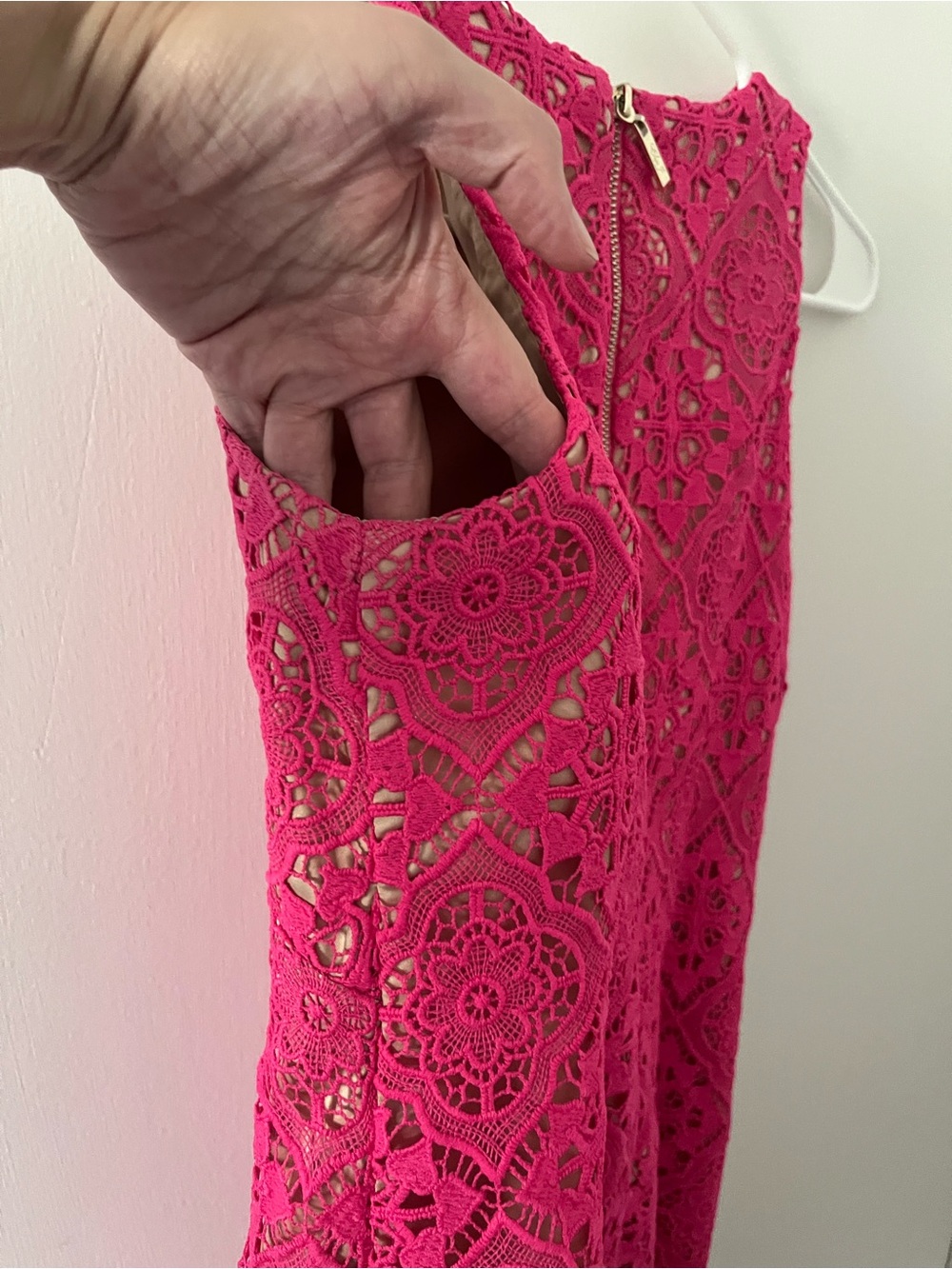 Eliza J. Hot Pink Magenta Crochet Lace Overlay Sleeveless Dress Scalloped 0P - Picture 7 of 13